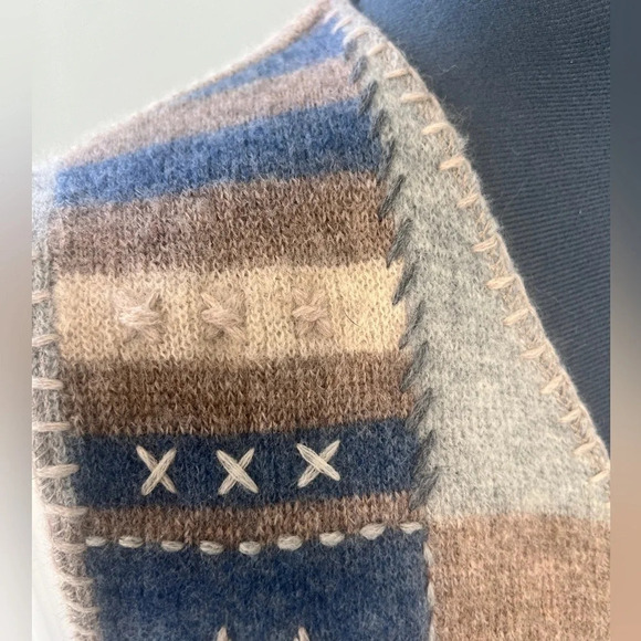 Woolrich Vintage Sz M  100% Wool Zip Snowflake Winter Patchwork Sweater Vest - Picture 8 of 16